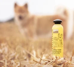 Greenfields Hondenshampoo Voor Langharige Vacht - Zorgt Voor Een Zijdezachte Glanzende Vacht - Inhoud 270 Ml - Hondenshampoo Langharige Vacht -Dog Supplies 1200x1089