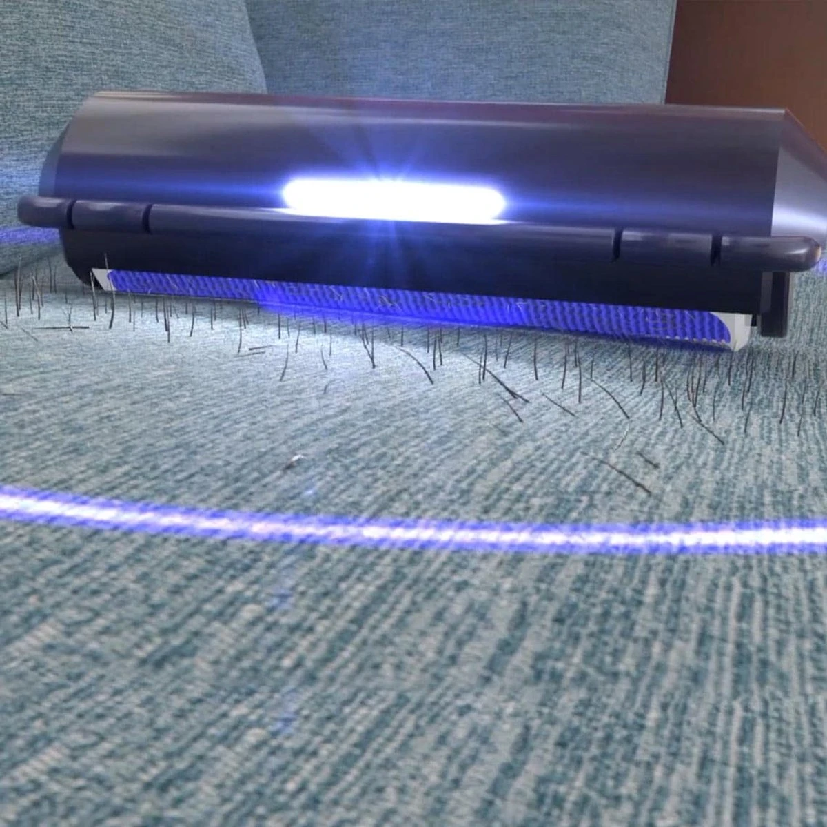 FurDaddy Batterij-aangedreven - Huisdier Haar Verwijderaar Voor Kleding - Herbruikbare Pluizenroller Voor Moeiteloze Verwijdering Van Kattenhaar & Hondenhaar - Zelfreinigende Pluizenborstel Voor Tapijt, Bank, Auto, Bed 3 FurDaddy Batterij-aangedreven - Huisdier Haar Verwijderaar Voor Kleding - Herbruikbare Pluizenroller Voor Moeiteloze Verwijdering Van Kattenhaar & Hondenhaar - Zelfreinigende Pluizenborstel Voor Tapijt, Bank, Auto, Bed - Afbeelding 3