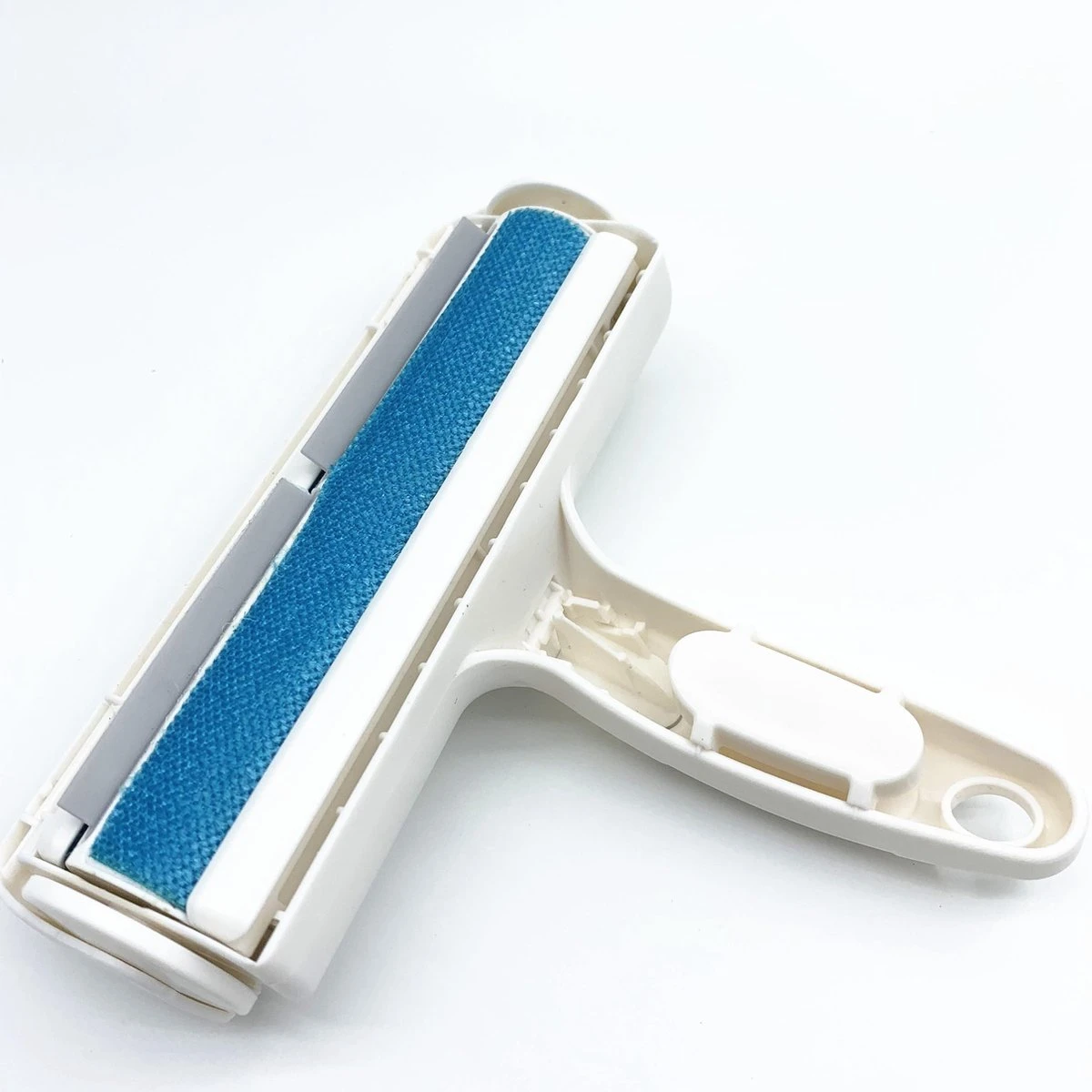 Merkloos Hoogwaardige Huisdierhaar Verwijderaar - Beste Oplossing Tegen Huisdierharen - Hondenhaar Verwijderaar - Kattenhaar Verwijderaar - Pluizenborstel - Haren Verwijderen - Ontharingsborstel - Haarvanger - Wit 2 Merkloos Hoogwaardige Huisdierhaar Verwijderaar - Beste Oplossing Tegen Huisdierharen - Hondenhaar Verwijderaar - Kattenhaar Verwijderaar - Pluizenborstel - Haren Verwijderen - Ontharingsborstel - Haarvanger - Wit - Afbeelding 2