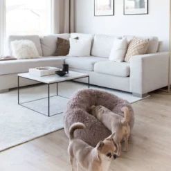 District 70 FUZZ - Hondenmand Comfortabel En Zacht Pluche - Zand, Oudroze, Donkergrijs En Lichtgrijs In S/M/L/XL - Maat: Medium, Kleur: Zand -Dog Supplies 1200x1200 851