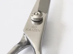 Professionele Hondenscharen Set - Extra Veilige Grooming Set - Trimscharen Voor Honden - Knipschaar - Effileerschaar / Uitdunschaar - Gebogen Schaar Met Ronde Punt - Precisieschaar - Hondenverzorging - Inclusief Kam, 2 Haarclips En Luxe Opbergdoos -Dog Supplies 1200x899 5