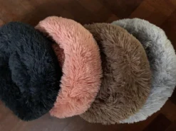 HONDEN RELAX Kussen - Superzacht Fluffy Ronde Mand 100 Cm - Taupe/Zandkleur 14 HONDEN RELAX Kussen - Superzacht Fluffy Ronde Mand 100 Cm - Taupe/Zandkleur -Dog Supplies 1200x899 9